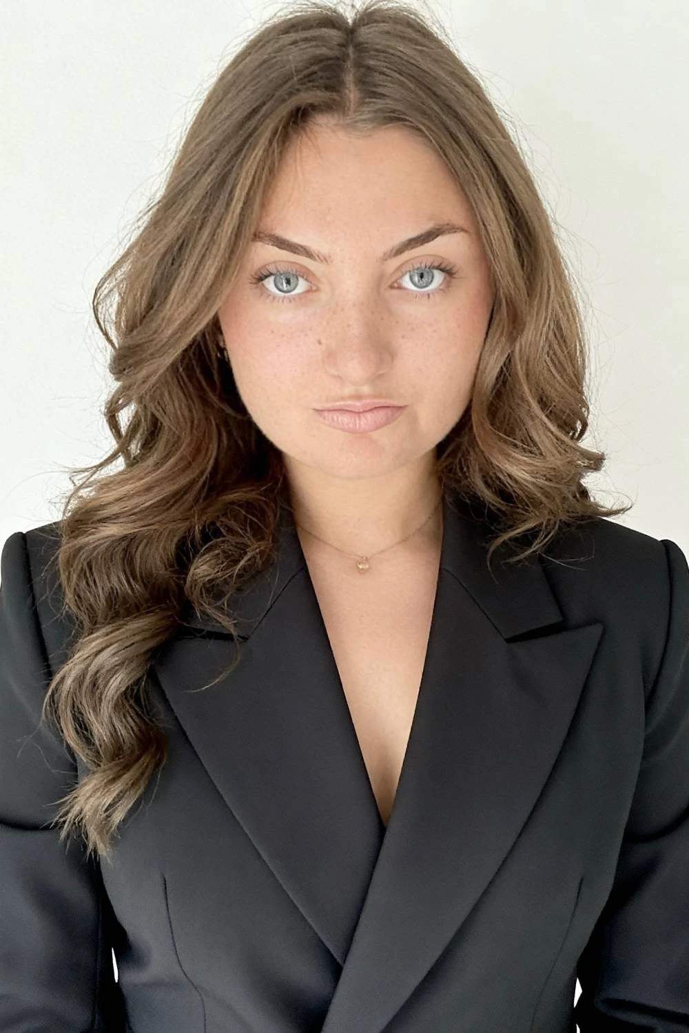 Emma-Laura DEMOUSTIER